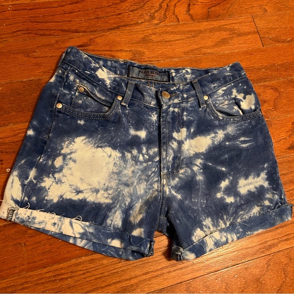 Paris Blues bleach dye shorts - Picture 2 of 7